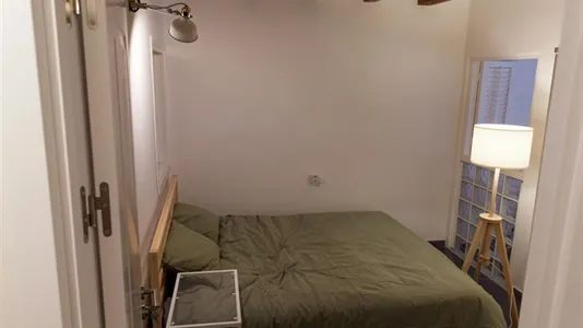 Apartments in Barcelona Ciutat Vella - photo 8