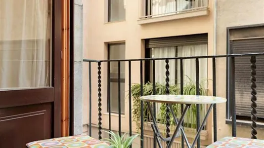 Apartments in Barcelona Ciutat Vella - photo 6