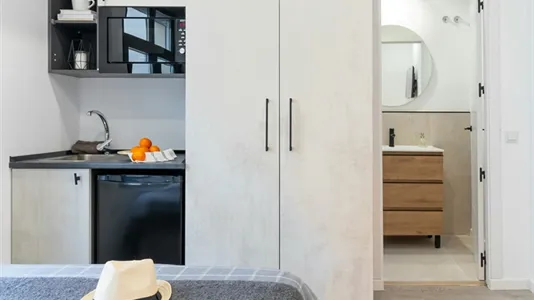 Rooms in Madrid Moncloa-Aravaca - photo 8