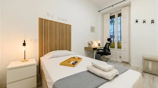 Rooms in Madrid Chamberí - photo 10