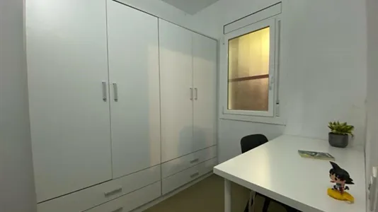 Rooms in Sabadell - photo 7