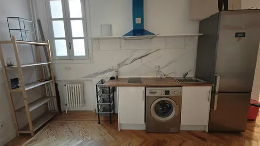 Rooms in Madrid Centro - photo 9