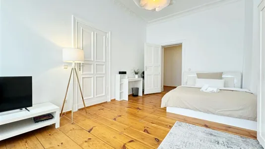 Rooms in Berlin Friedrichshain-Kreuzberg - photo 5