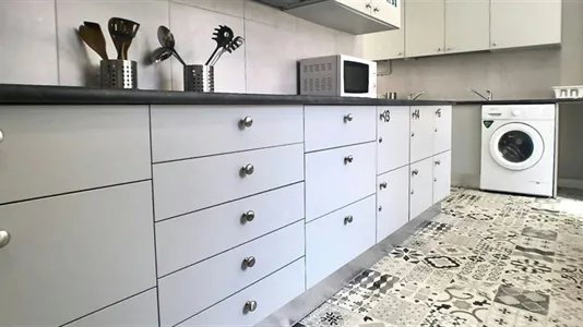 Rooms in Madrid Chamberí - photo 9