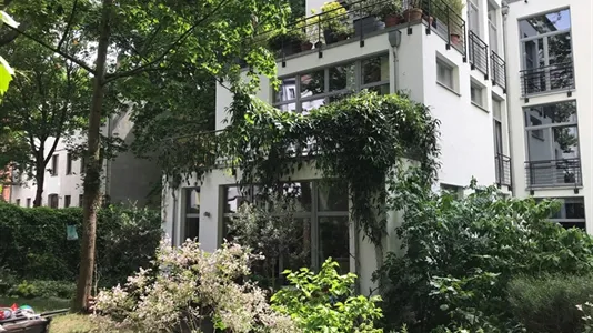 Apartments in Berlin Friedrichshain-Kreuzberg - photo 2