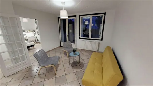 Rooms in Lyon - photo 4