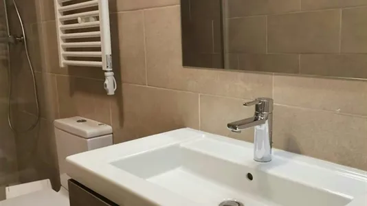 Rooms in Barcelona Ciutat Vella - photo 6