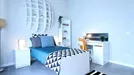 Room for rent, Brescia, Lombardia, &lt;span class=&quot;blurred street&quot; onclick=&quot;ProcessAdRequest(13468622)&quot;&gt;&lt;span class=&quot;hint&quot;&gt;See streetname&lt;/span&gt;[xxxxxxxxxxxxx]&lt;/span&gt;