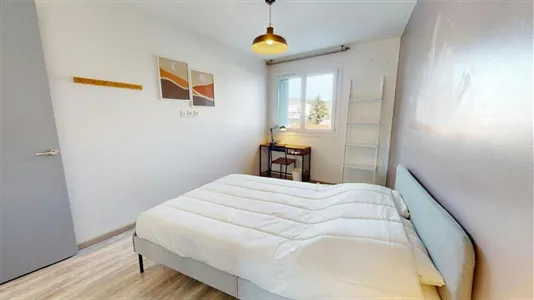 Apartments in Clermont-Ferrand - photo 7