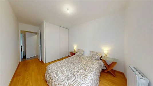 Apartments in Lyon - photo 9