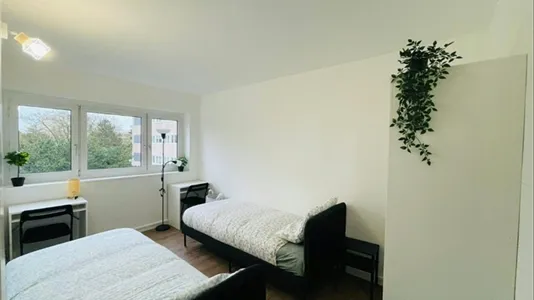 Apartments in L'Haÿ-les-Roses - photo 2