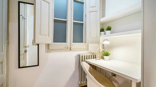 Rooms in Barcelona Gràcia - photo 4