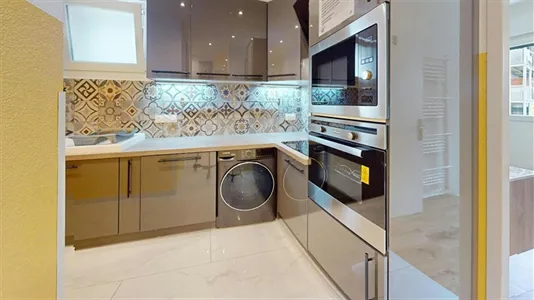 Rooms in Saint-Julien-en-Genevois - photo 10