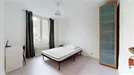 Room for rent, Lille, Hauts-de-France, &lt;span class=&quot;blurred street&quot; onclick=&quot;ProcessAdRequest(10020658)&quot;&gt;&lt;span class=&quot;hint&quot;&gt;See streetname&lt;/span&gt;[xxxxxxxxxxxxx]&lt;/span&gt;