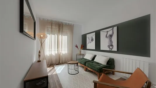 Rooms in Barcelona Eixample - photo 9