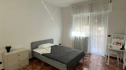 Room for rent in Bari, Puglia