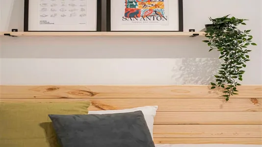 Rooms in Madrid Centro - photo 8