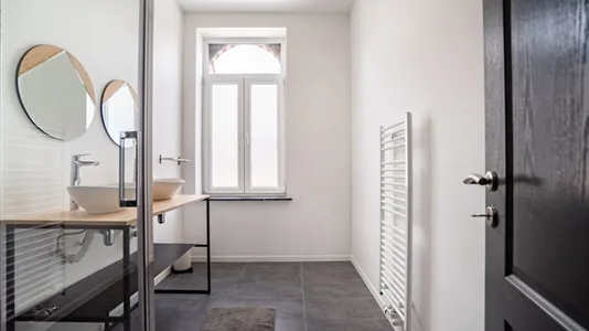 Rooms in Charleroi - photo 4
