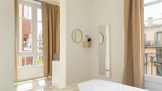 Rooms in Barcelona Les Corts - photo 2