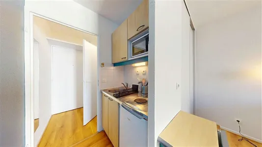 Apartments in Lyon - photo 7