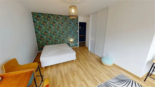 Rooms in Grenoble - photo 3