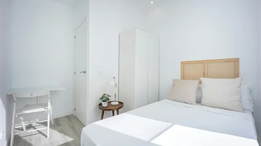 Rooms in Madrid Centro - photo 2