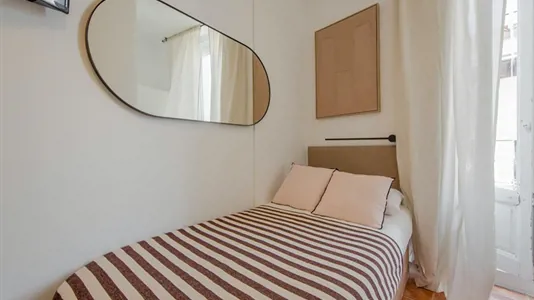 Rooms in Madrid Centro - photo 3