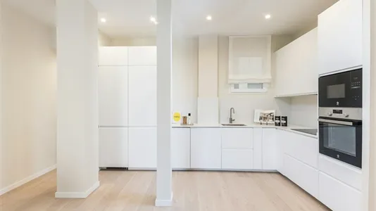 Apartments in Madrid Chamberí - photo 6