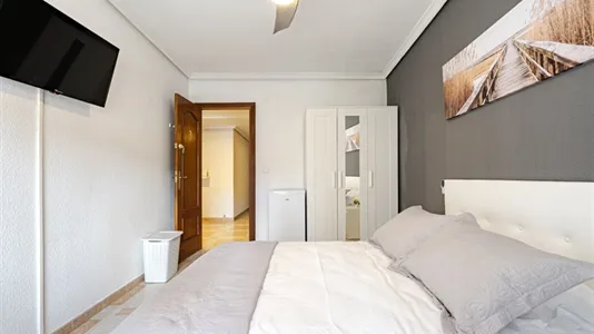 Rooms in Alcalá de Henares - photo 6