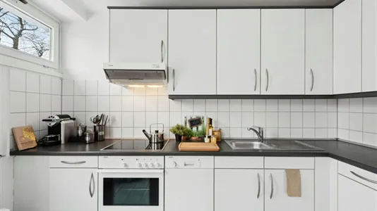 Apartments in Berlin Charlottenburg-Wilmersdorf - photo 6