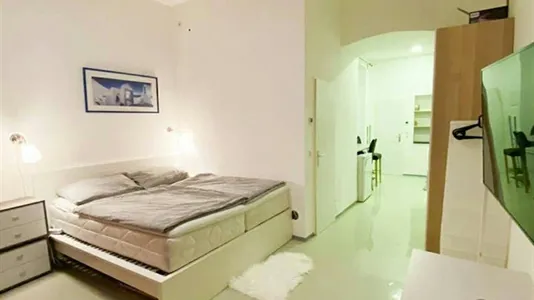 Apartments in Vienna Landstraße - photo 2