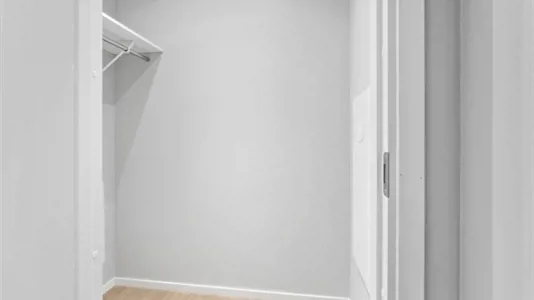 Apartments in Solna - photo 2