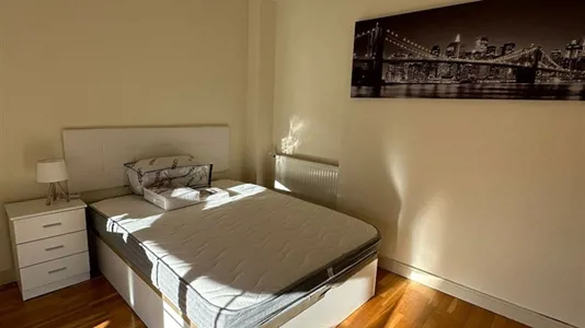 Rooms in Madrid Fuencarral-El Pardo - photo 1