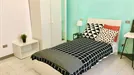 Room for rent, Florence, Toscana, &lt;span class=&quot;blurred street&quot; onclick=&quot;ProcessAdRequest(10253663)&quot;&gt;&lt;span class=&quot;hint&quot;&gt;See streetname&lt;/span&gt;[xxxxxxxxxxxxx]&lt;/span&gt;