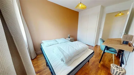 Rooms in Lyon - photo 2