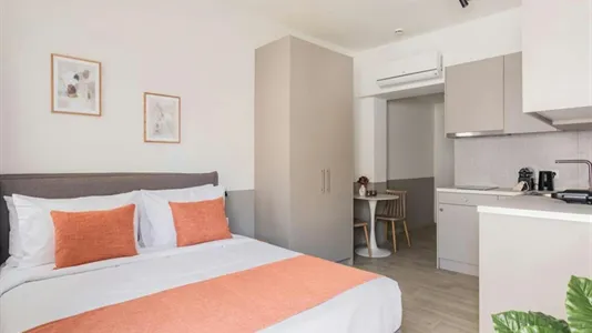 Apartments in Athens Exarchia - photo 4