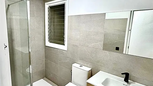 Rooms in Barcelona Sant Martí - photo 9