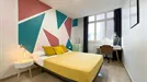 Room for rent, Barcelona Ciutat Vella, Barcelona, &lt;span class=&quot;blurred street&quot; onclick=&quot;ProcessAdRequest(9314893)&quot;&gt;&lt;span class=&quot;hint&quot;&gt;See streetname&lt;/span&gt;[xxxxxxxxxxxxx]&lt;/span&gt;