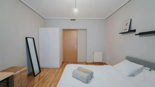 Rooms in Madrid Centro - photo 4