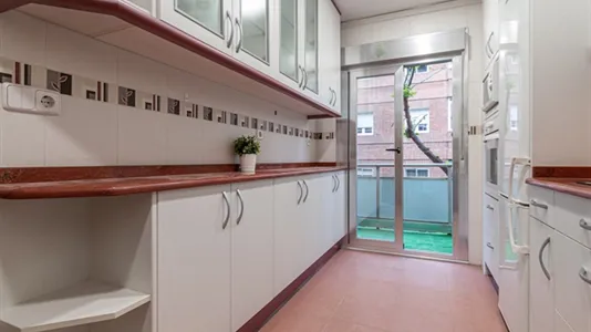 Rooms in Madrid Chamberí - photo 8