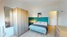 Room for rent, Paris 8ème arrondissement, Paris, &lt;span class=&quot;blurred street&quot; onclick=&quot;ProcessAdRequest(12491733)&quot;&gt;&lt;span class=&quot;hint&quot;&gt;See streetname&lt;/span&gt;[xxxxxxxxxxxxx]&lt;/span&gt;