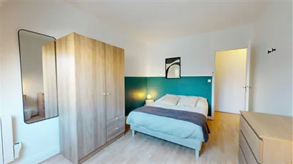 Room for rent in Paris 8ème arrondissement, Paris