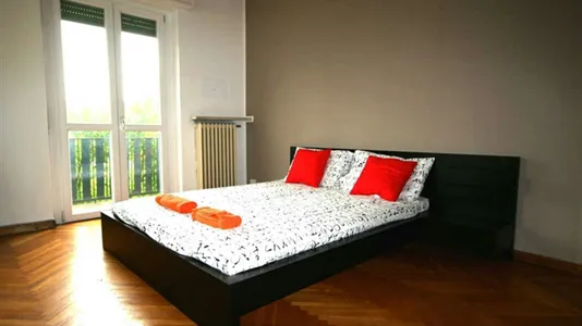 Rooms in Milano Zona 2 - Stazione Centrale, Gorla, Turro, Greco, Crescenzago - photo 3