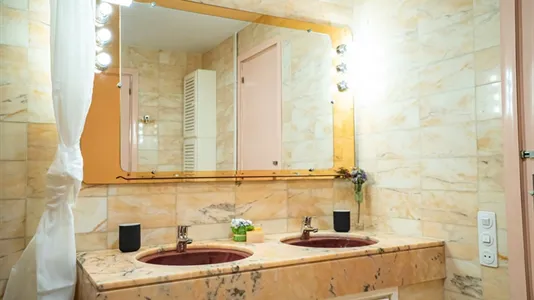 Rooms in L'Hospitalet de Llobregat - photo 10