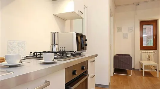 Rooms in Roma Municipio XIV – Monte Mario - photo 9