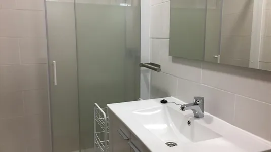 Rooms in Barcelona Gràcia - photo 9