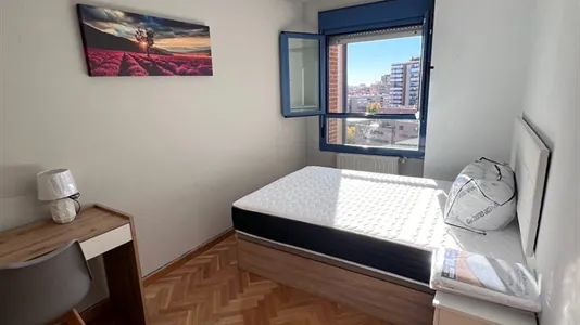 Rooms in Madrid Hortaleza - photo 6