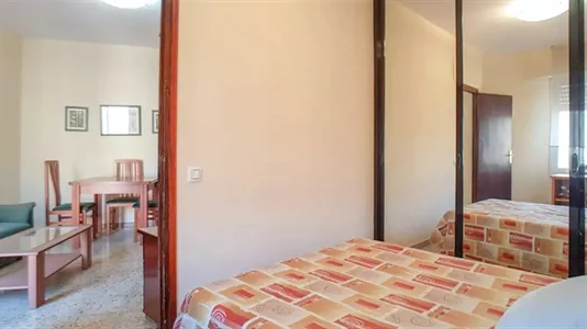 Rooms in Barcelona Les Corts - photo 2