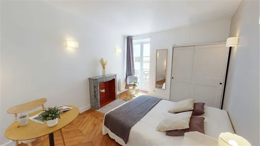 Rooms in Paris 8ème arrondissement - photo 1