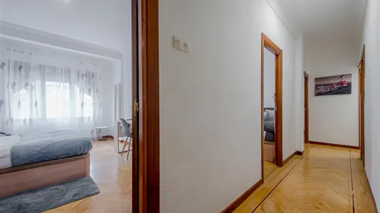 Rooms in Madrid ChamartĂn - photo 10